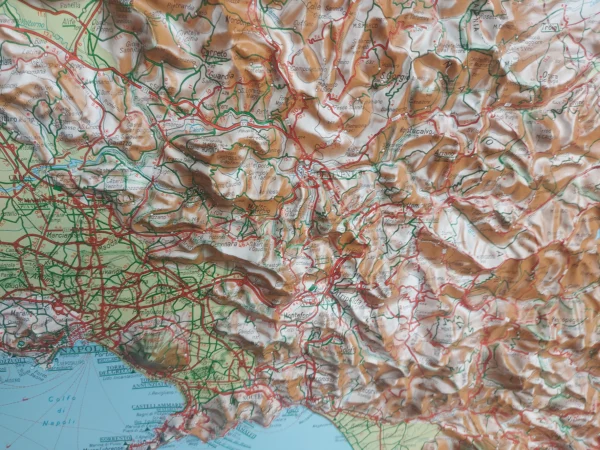 Campania - Carta in rilievo 64 x 76 cm scala 1:300.000 - immagine 4