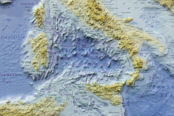 Mediterranean Sea - Carta in rilievo 67 x 124 cm scala 1:4.400.000 - immagine 3